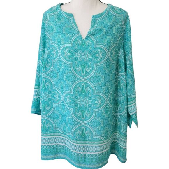 Violet + Claire  Blouse 1X Plus Size Green Medallion V Neck Top - Picture 1 of 5